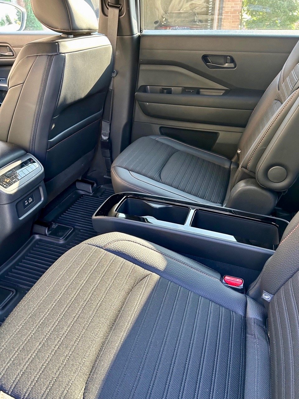 2023-Nissan-Pathfinder-Rock-Creek-Edition-2nd-row-carpro