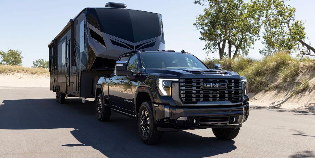 2024 GMC Sierra 2500 HD Denali Ultimate. Photo: GMC.