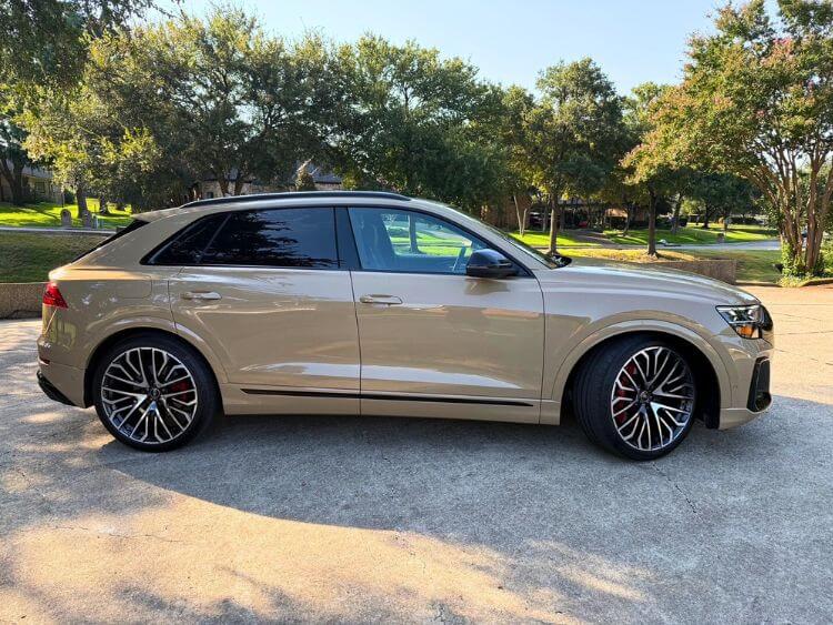 2025-audi-sq8-profile-carpro-jpg