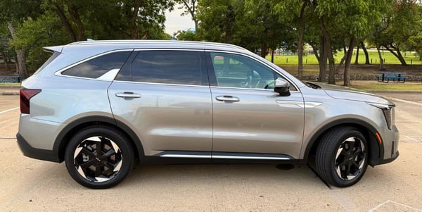 2025-kia-sorento