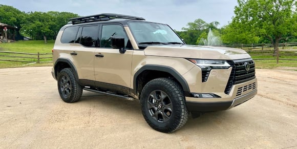 2025-lexus-gx-550-overtrail-plus-hero