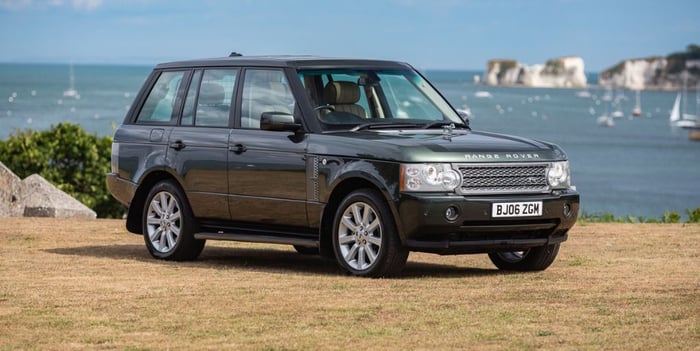 Queen Elizabeth’s 2006 Range Rover To Be Auctioned