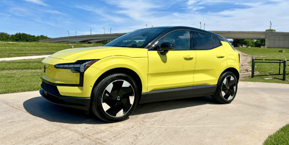 2025-volvo-ex30-feature